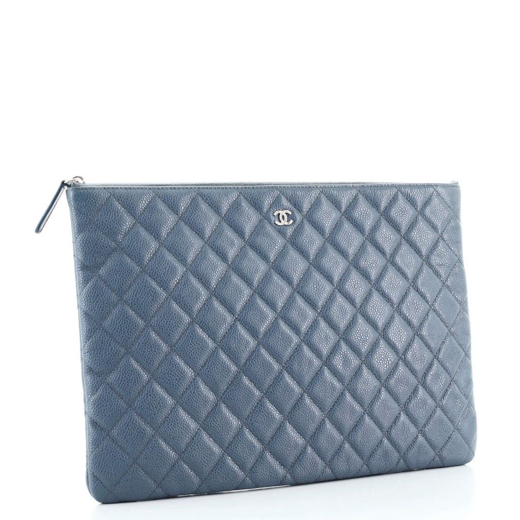 O Case Clutch Quilted Caviar Large