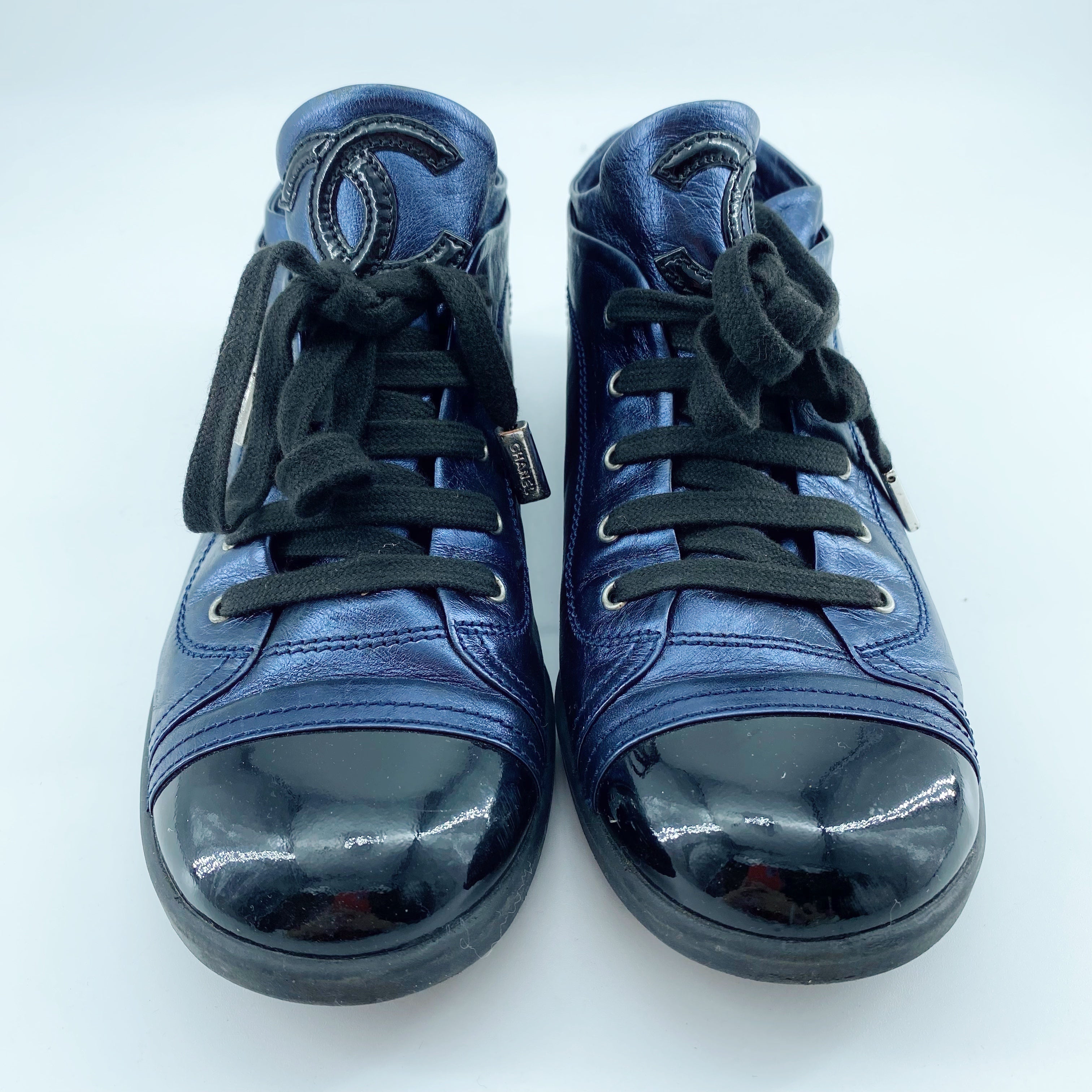 Chanel Sneakers size 39