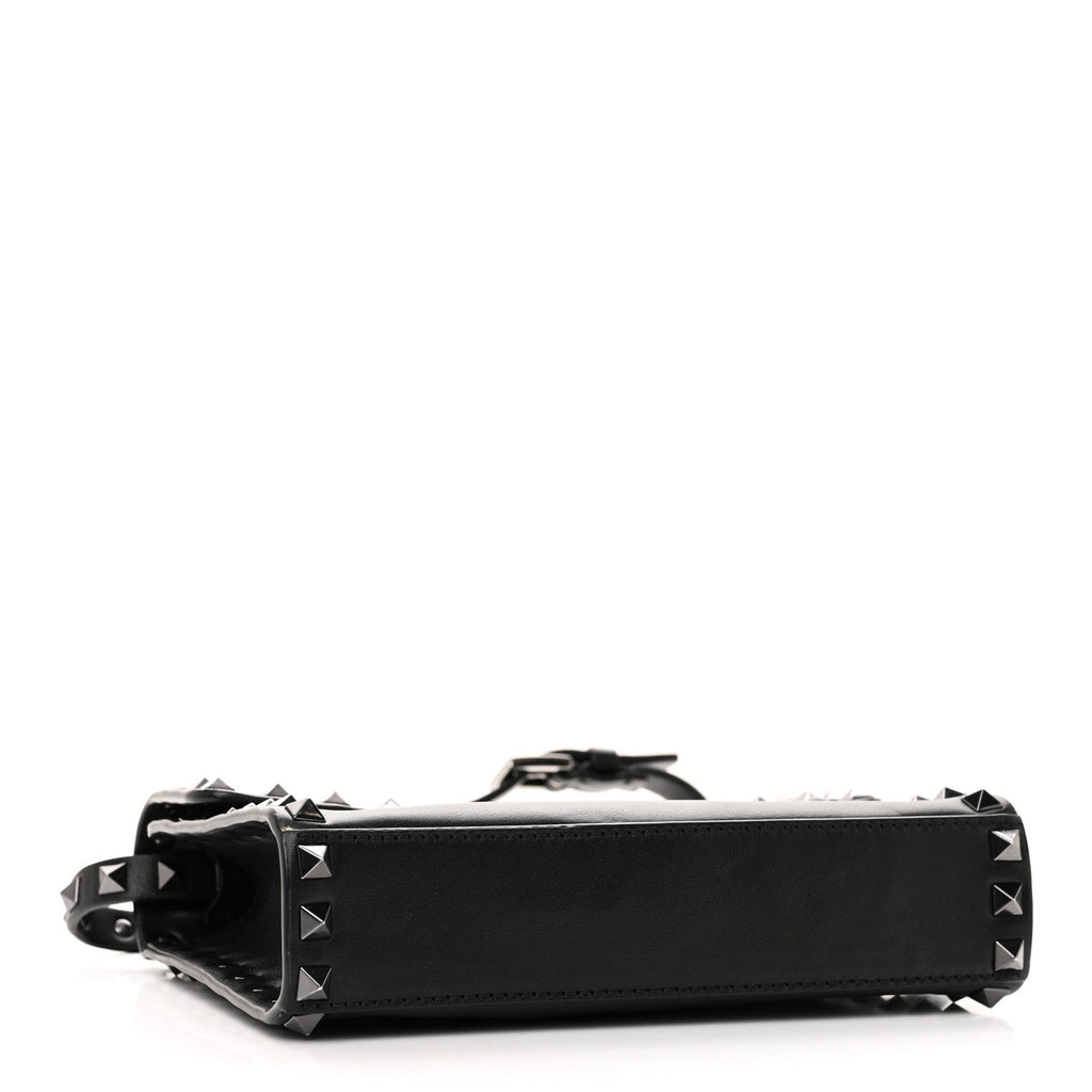 Vitello Monochrome Flap Crossbody Bag Black