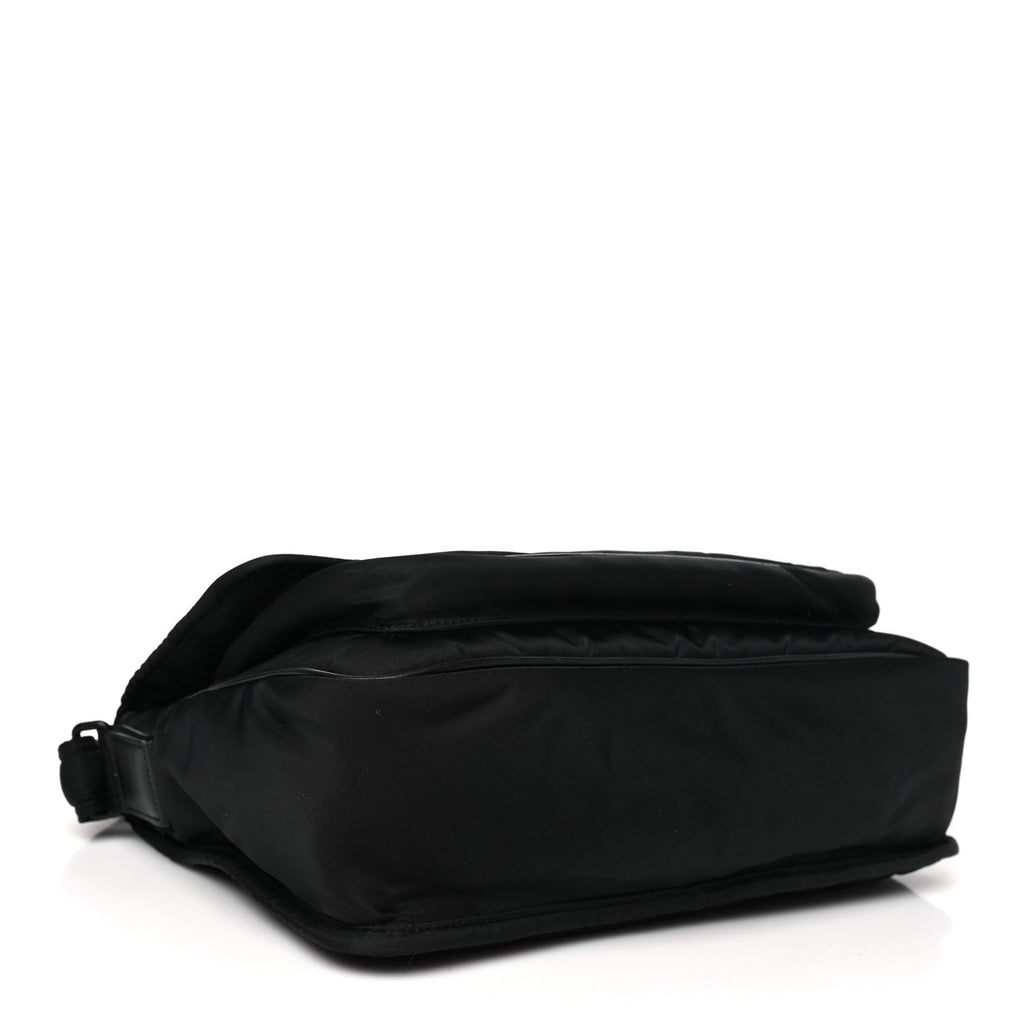 Econyl Nylon Niki Messenger Black