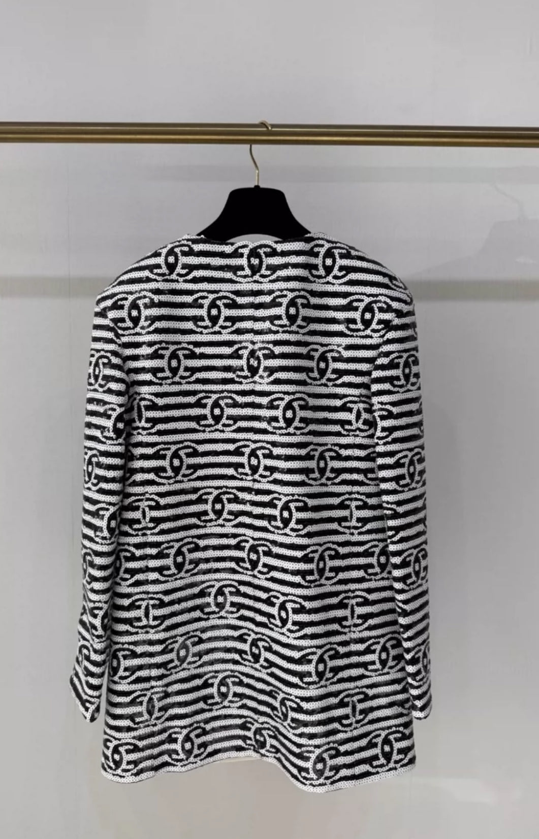 Chanel 22SS black and white jacket
