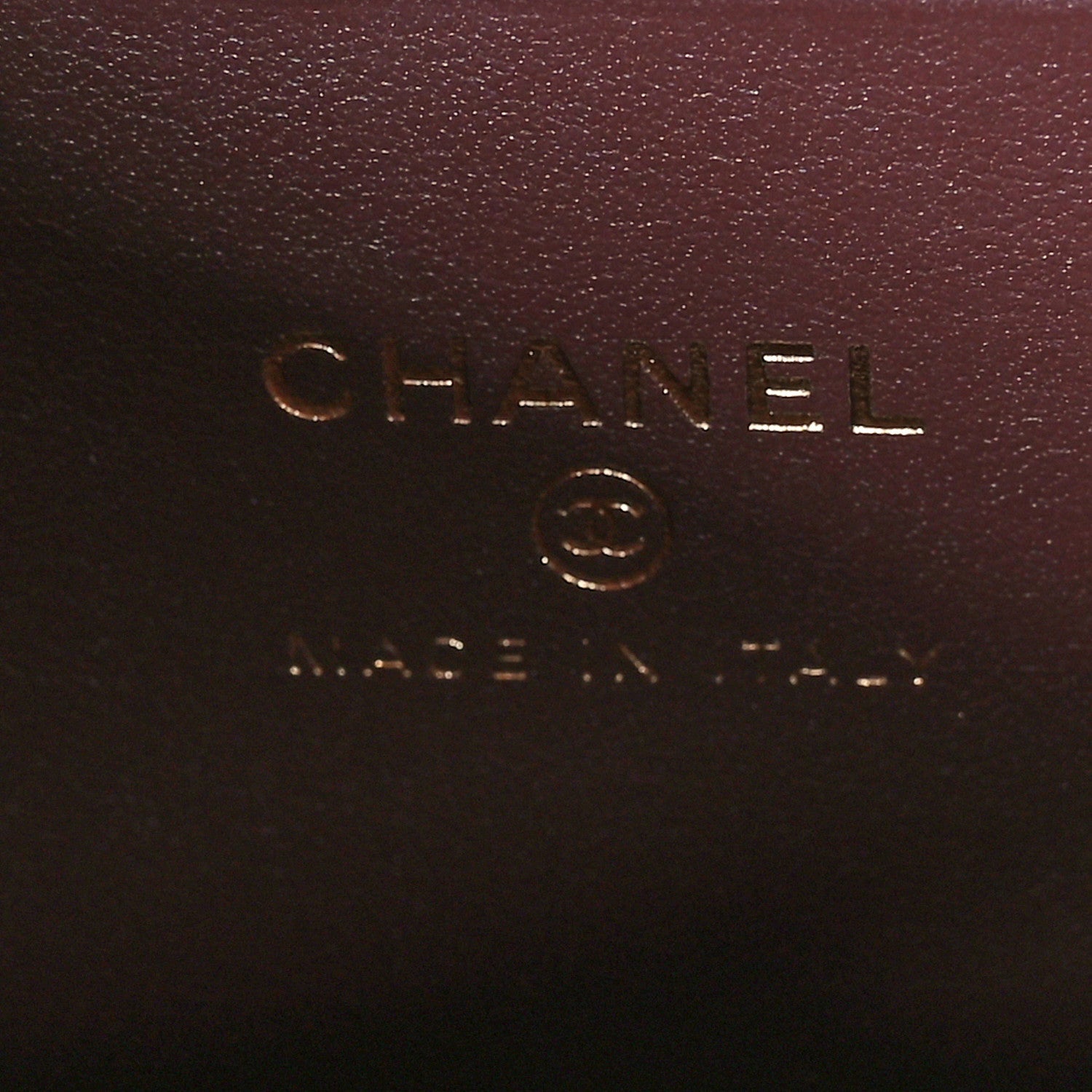 Caviar Quilted Top Handle Slim Vanity With Chain Black