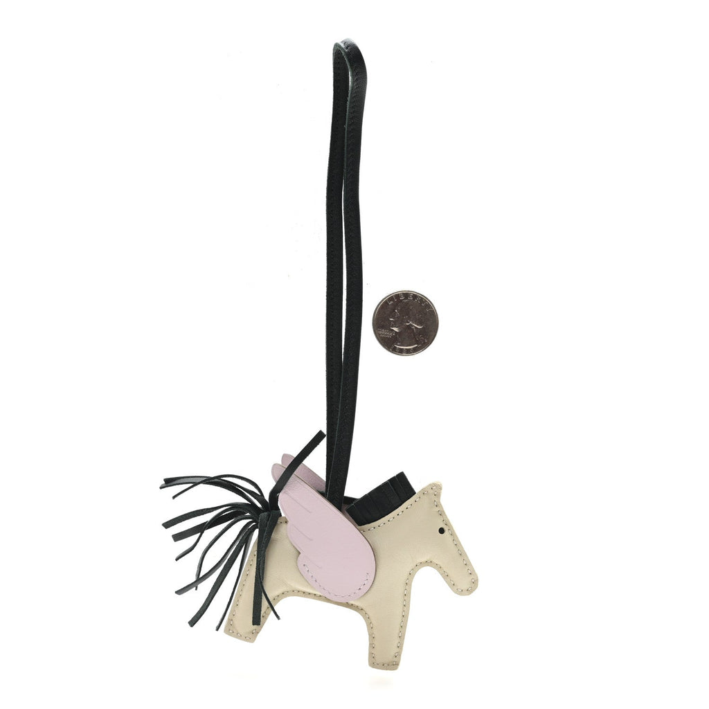 Milo Lambskin Grigri Rodeo Pegase Horse Bag Charm PM Craie Mauve Pale Vert Cypress