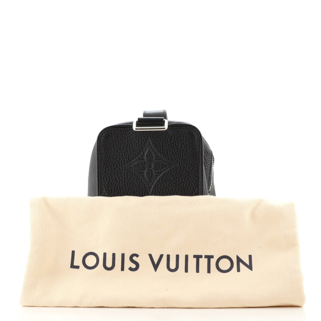 Wash Pouch Taurillon Shadow Leather