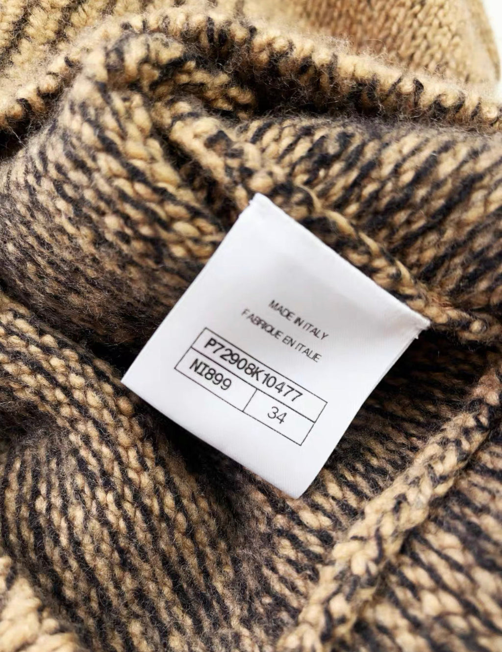 Chanel 22A Dark Beige & Black igan size 34