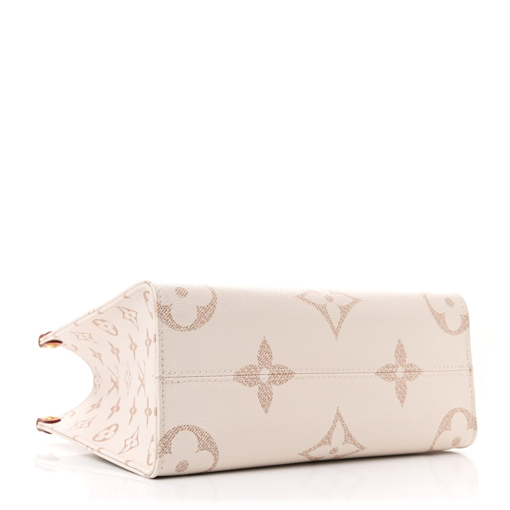 Monogram Dune Giant Onthego PM