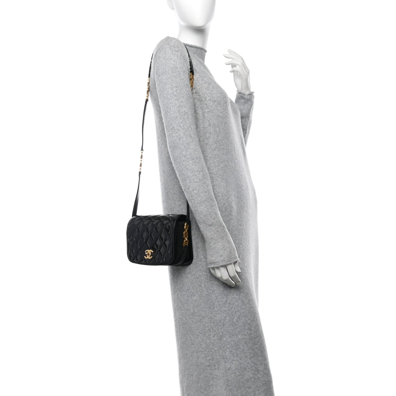 Shiny Calfskin Quilted Suede Goatskin Messenger Black