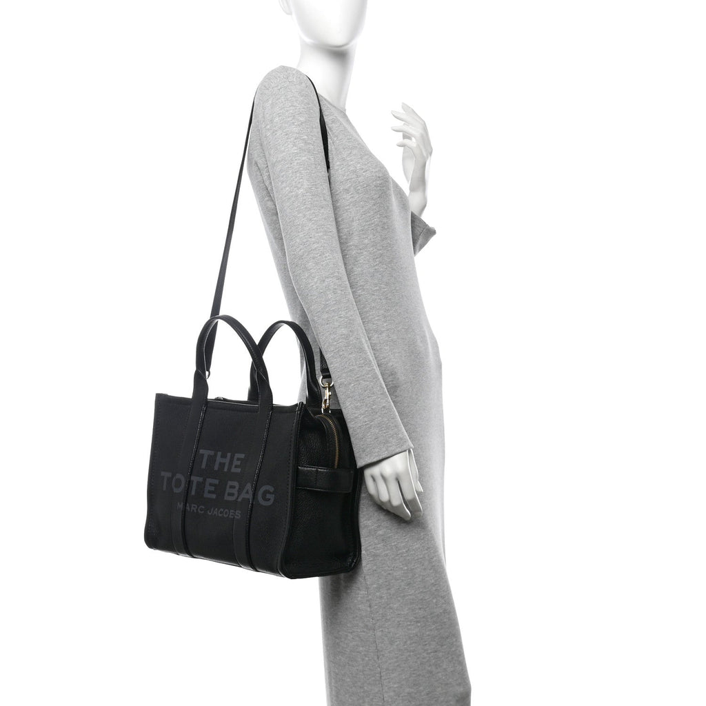 Grained Calfskin Medium The Tote Bag Black
