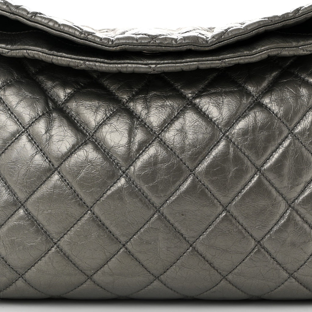 Metallic Calfskin Quilted Medium Chain Me Hobo Dark Silver