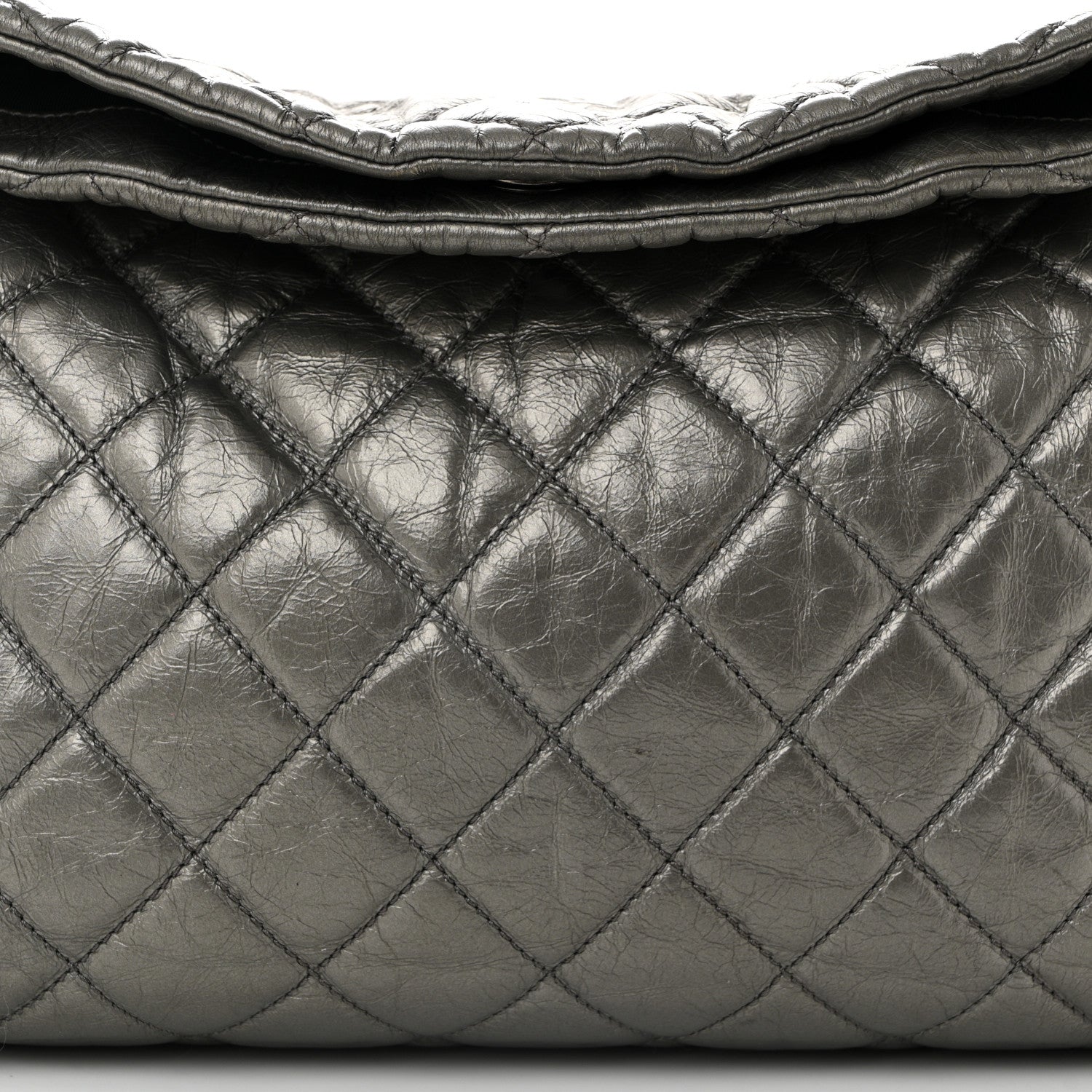 Metallic Calfskin Quilted Medium Chain Me Hobo Dark Silver