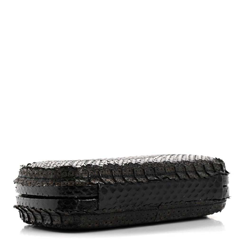 Impero Ayers Knot Clutch Black