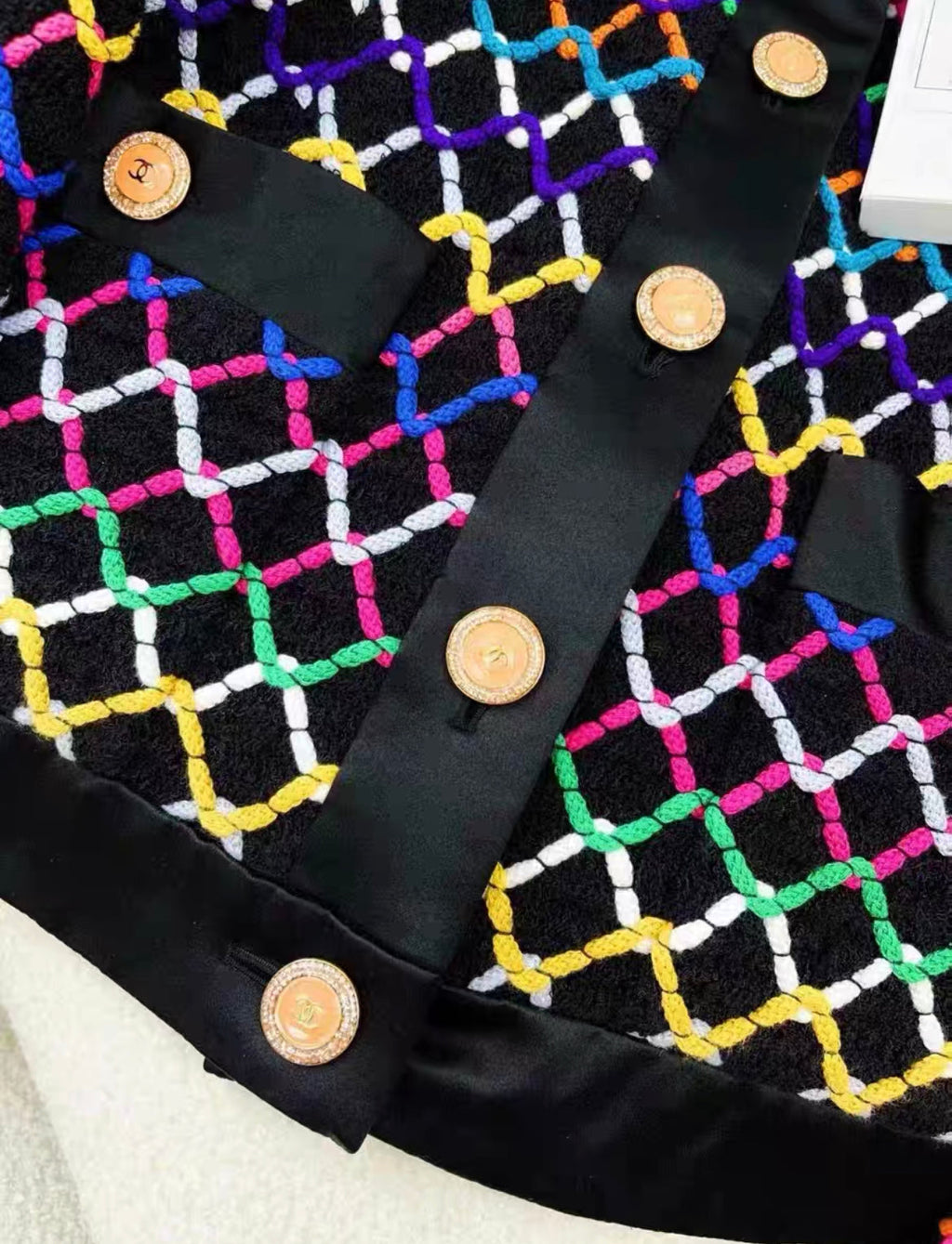 Chanel 22S black & Multicolor jacket size 36
