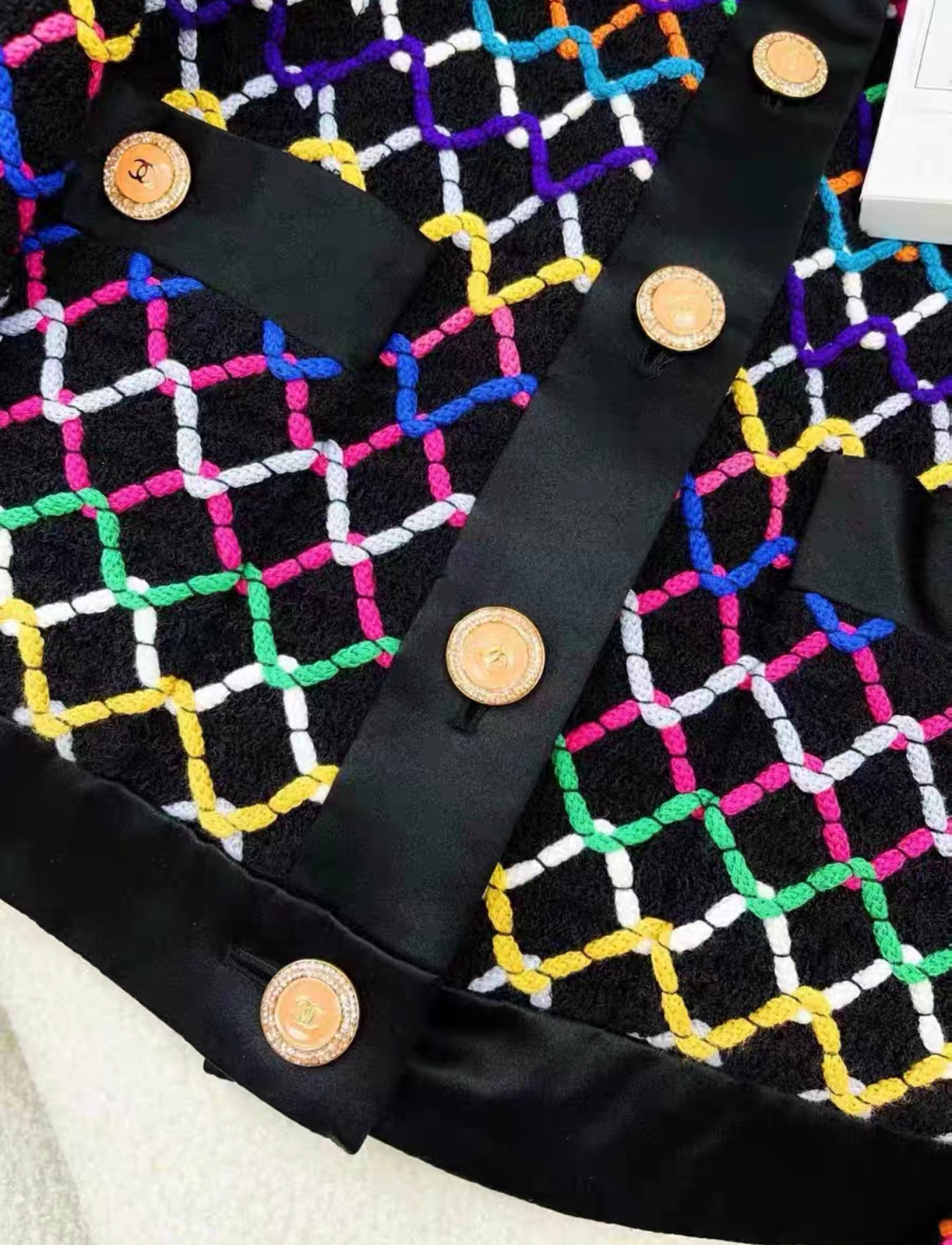 Chanel 22S black & Multicolor jacket size 36