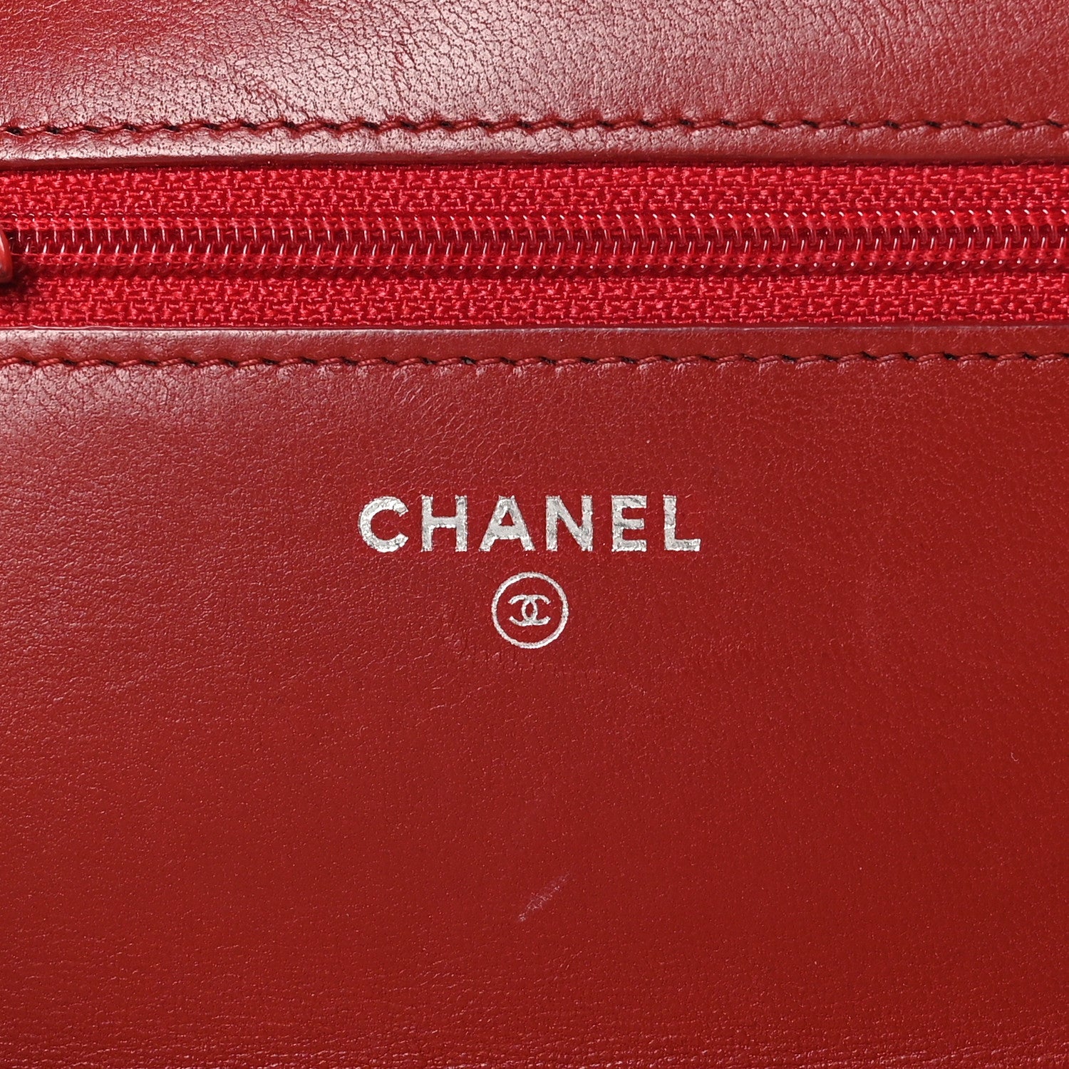 Lambskin Quilted Wallet On Chain WOC Red
