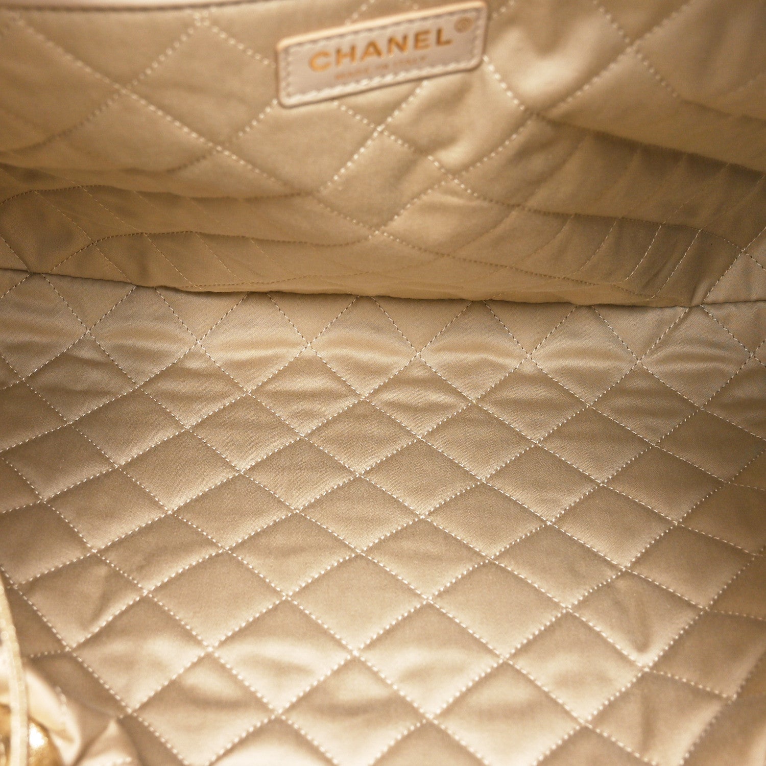 Metallic Calfskin Quilted Chanel 22 Golden