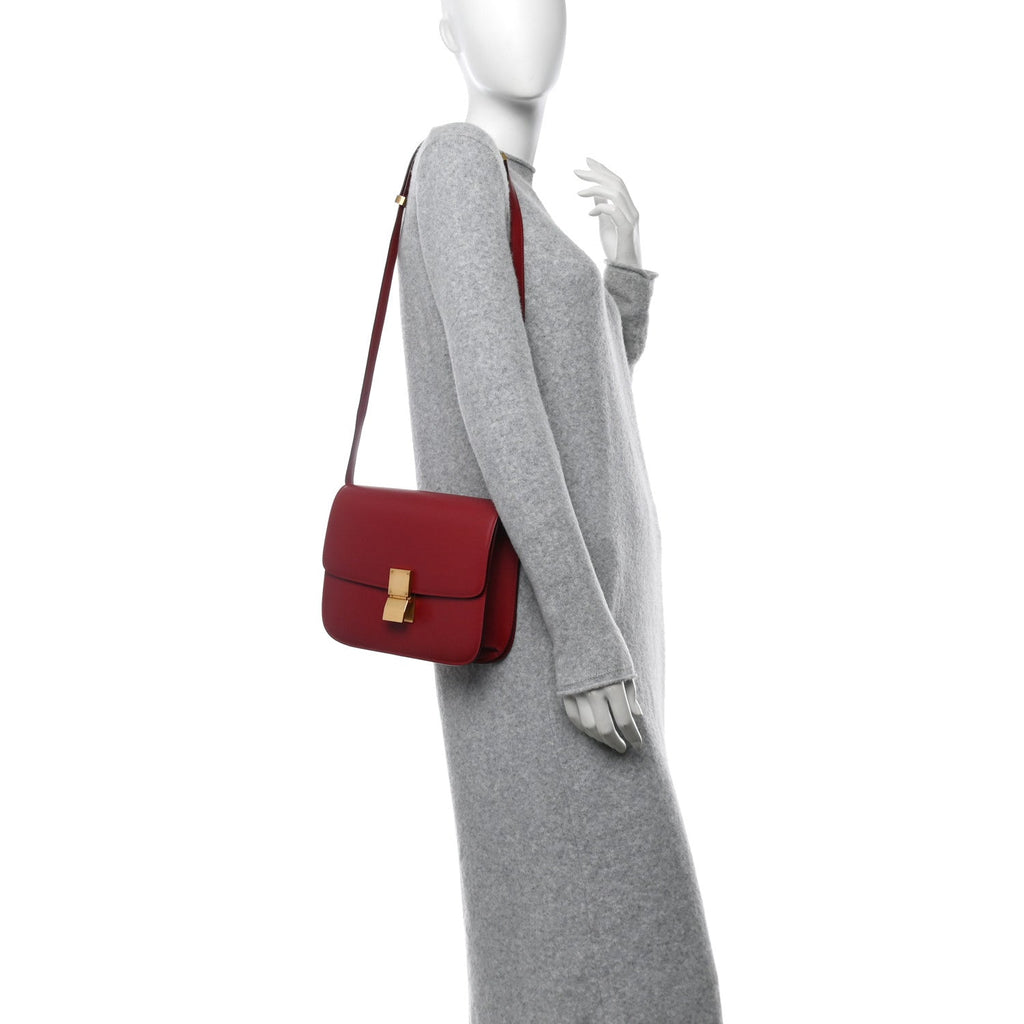 Smooth Calfskin Medium Classic Box Flap Bag Red