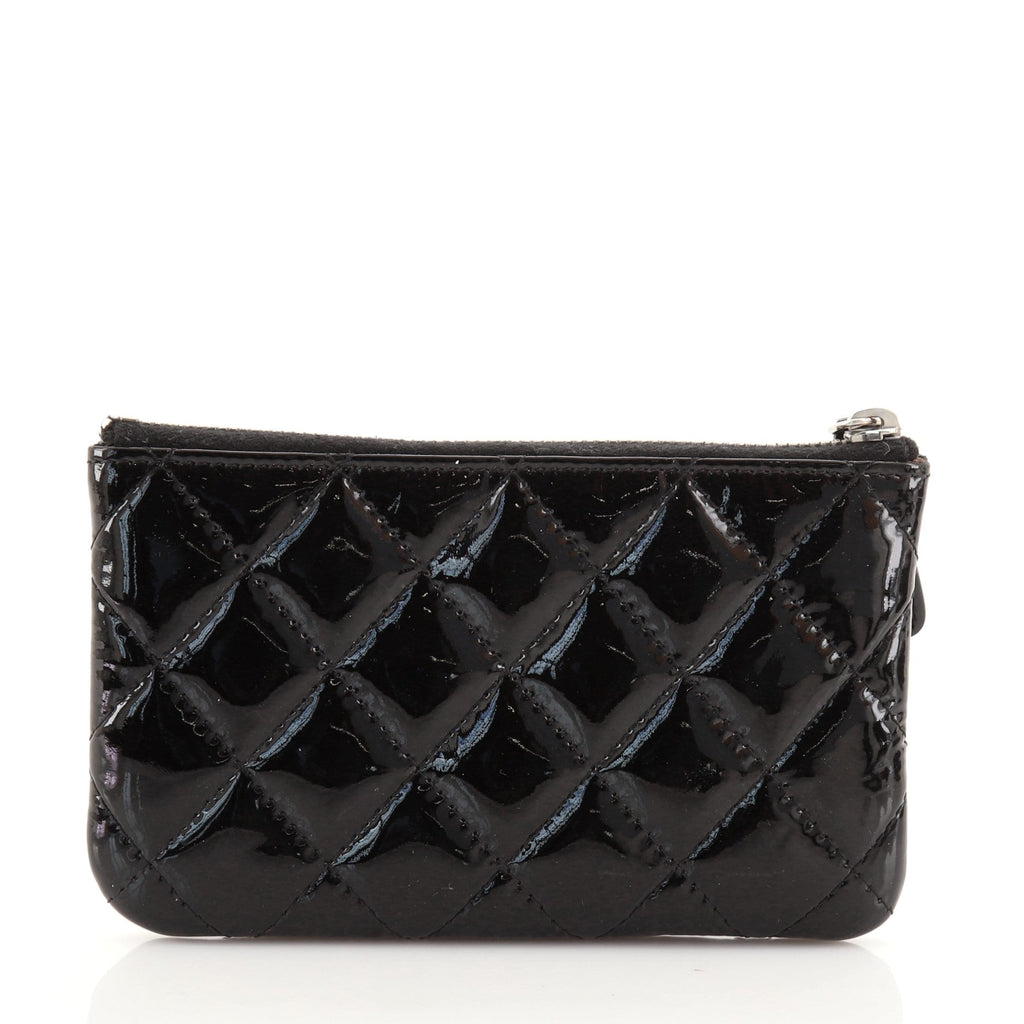 Classic O Case Pouch Quilted Patent Mini