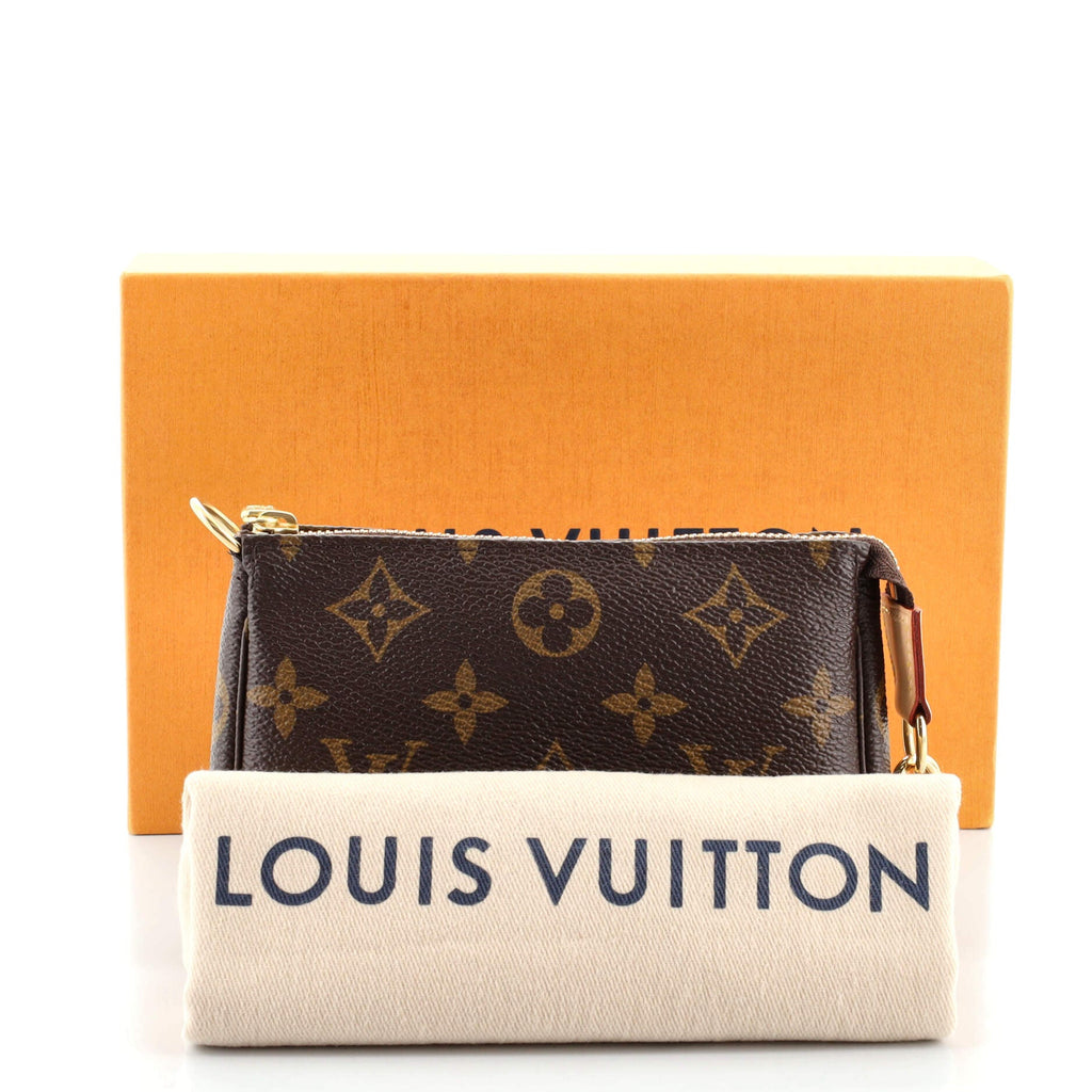 Pochette Accessoires Monogram Canvas Mini