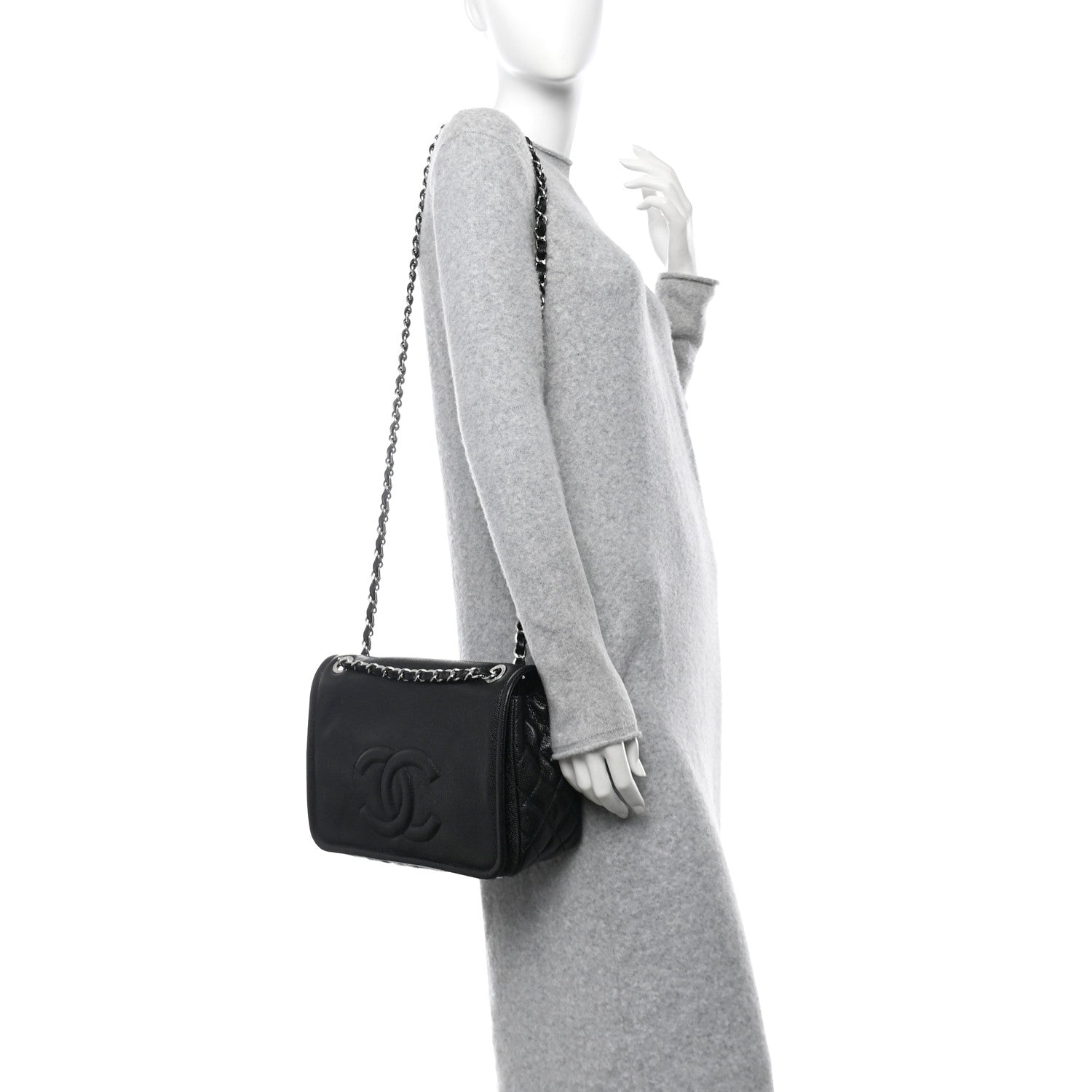 Caviar Large Timeless CC Flap Black