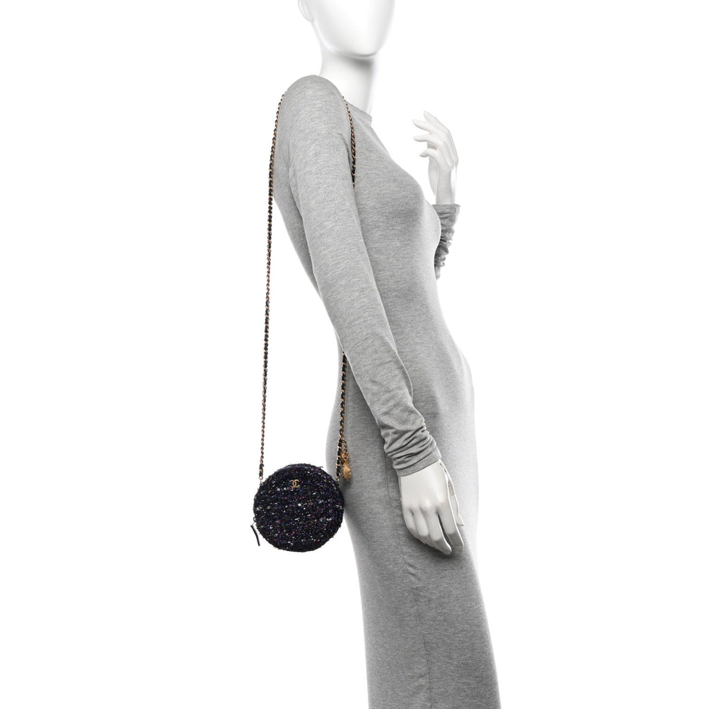 Tweed Quilted Round Clutch With Chain Multicolor