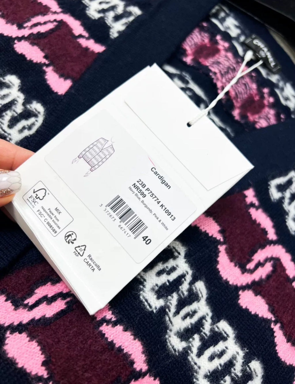 Chanel 23B Navy blue & Burgundy igan