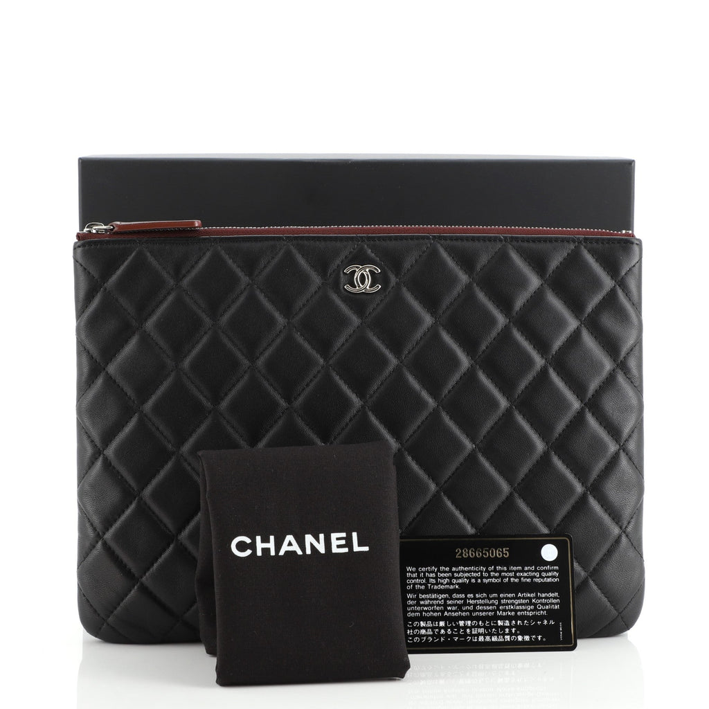 O Case Clutch Quilted Lambskin Medium