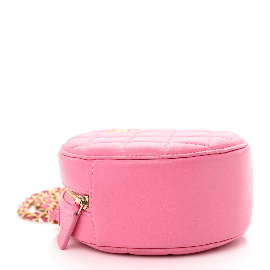 Lambskin Quilted Round Pearl Crush Clutch With Chain Pink