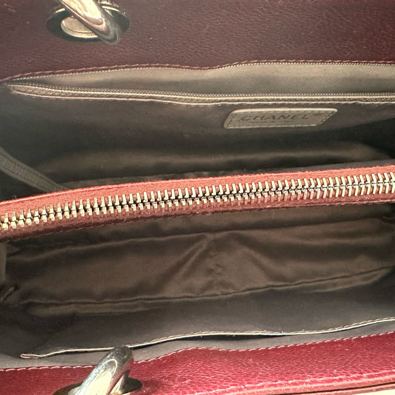 Chanel shopping Tote Burgundy medium Cavier Leather