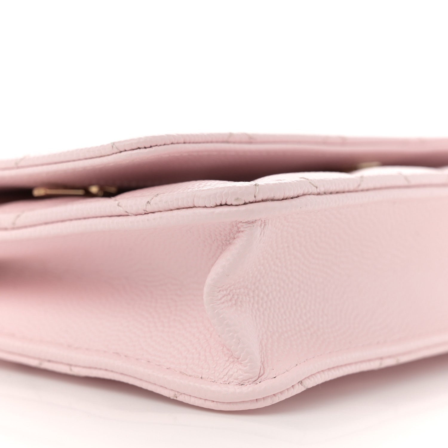 Caviar Quilted Wallet on Chain WOC Light Pink
