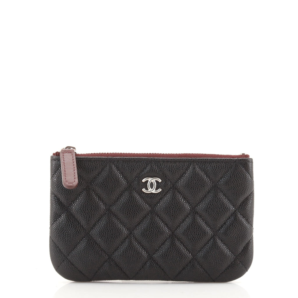 Classic O Case Pouch Quilted Caviar Mini