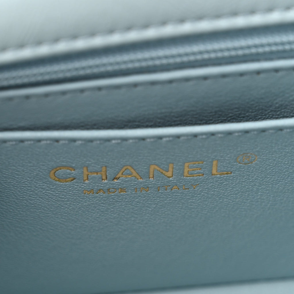 Aged Calfskin Quilted 2.55 Reissue Mini Flap Light Blue