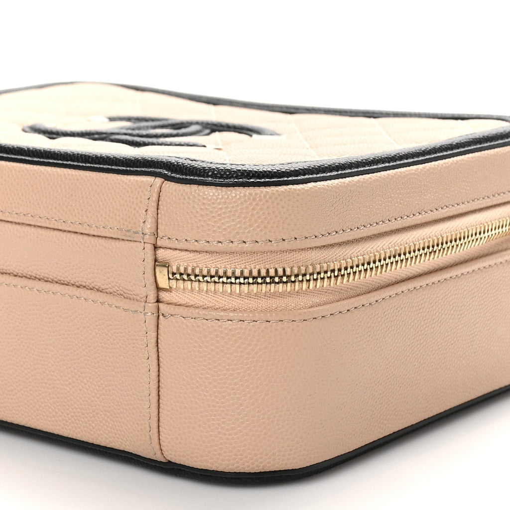 Caviar Quilted Medium CC Filigree Vanity Case Beige Black