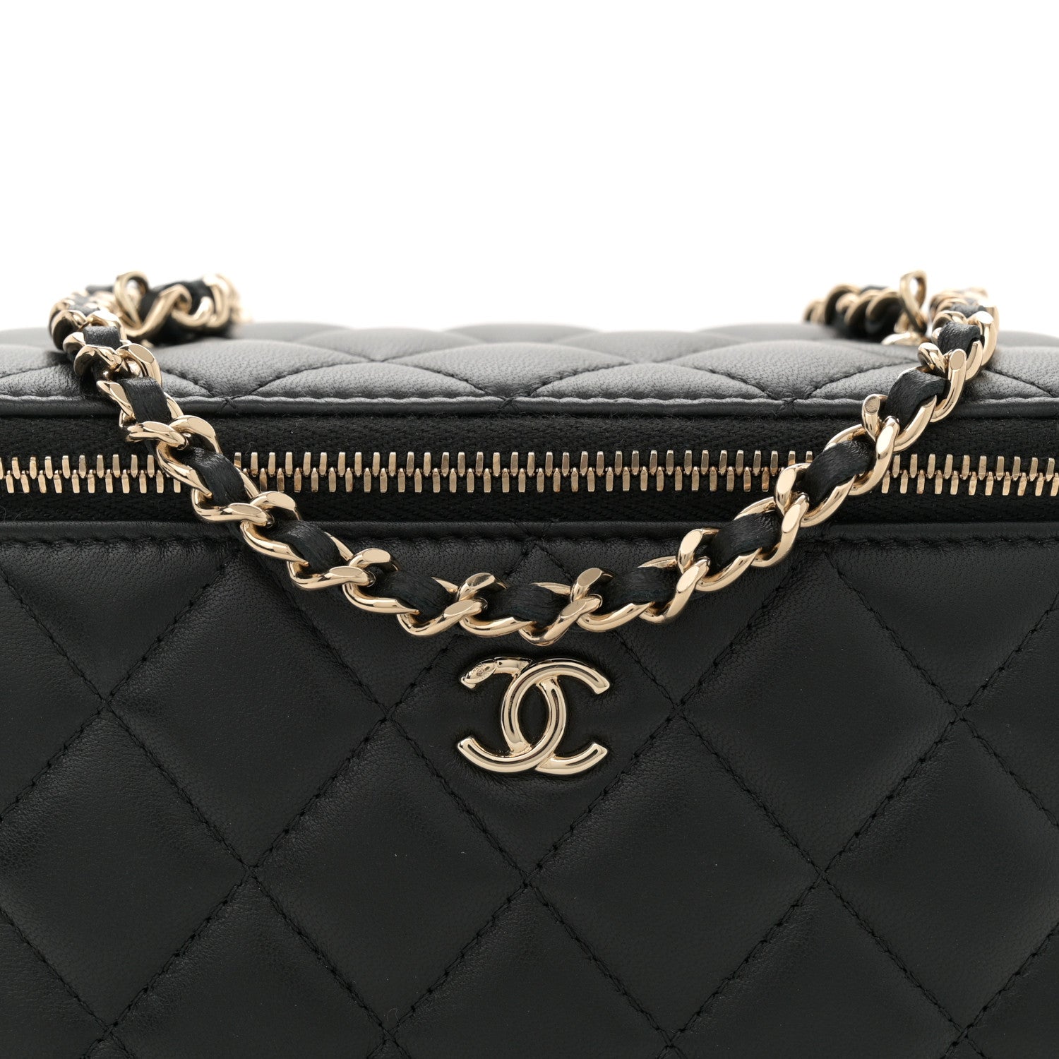 Lambskin Quilted Enamel CC Pearl Crush Small Vanity Case With Chain Black