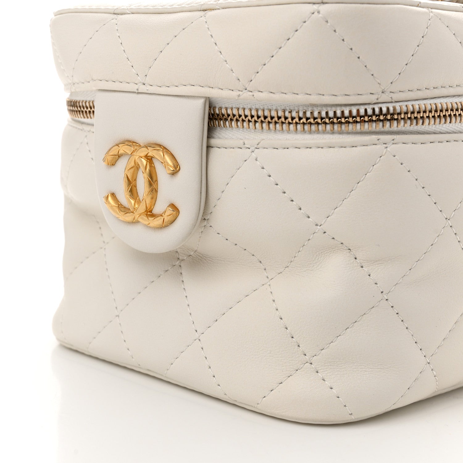 Calfskin Quilted Small Vanity Case With Chain White