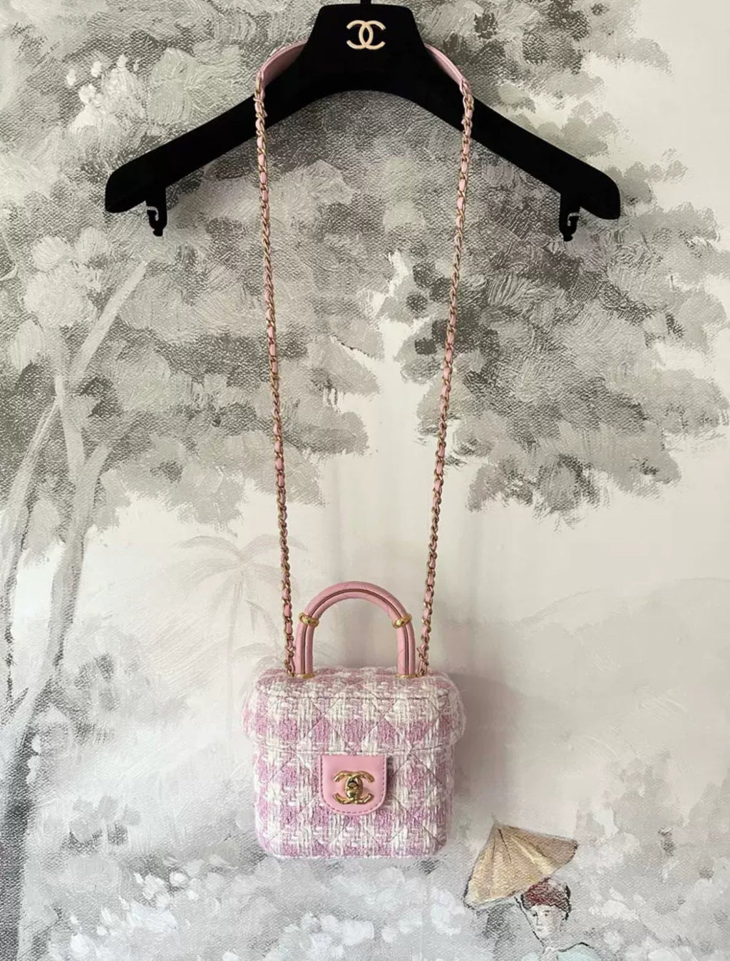 Chanel 23S Pink/Ecru Tweed Small Vanity Case