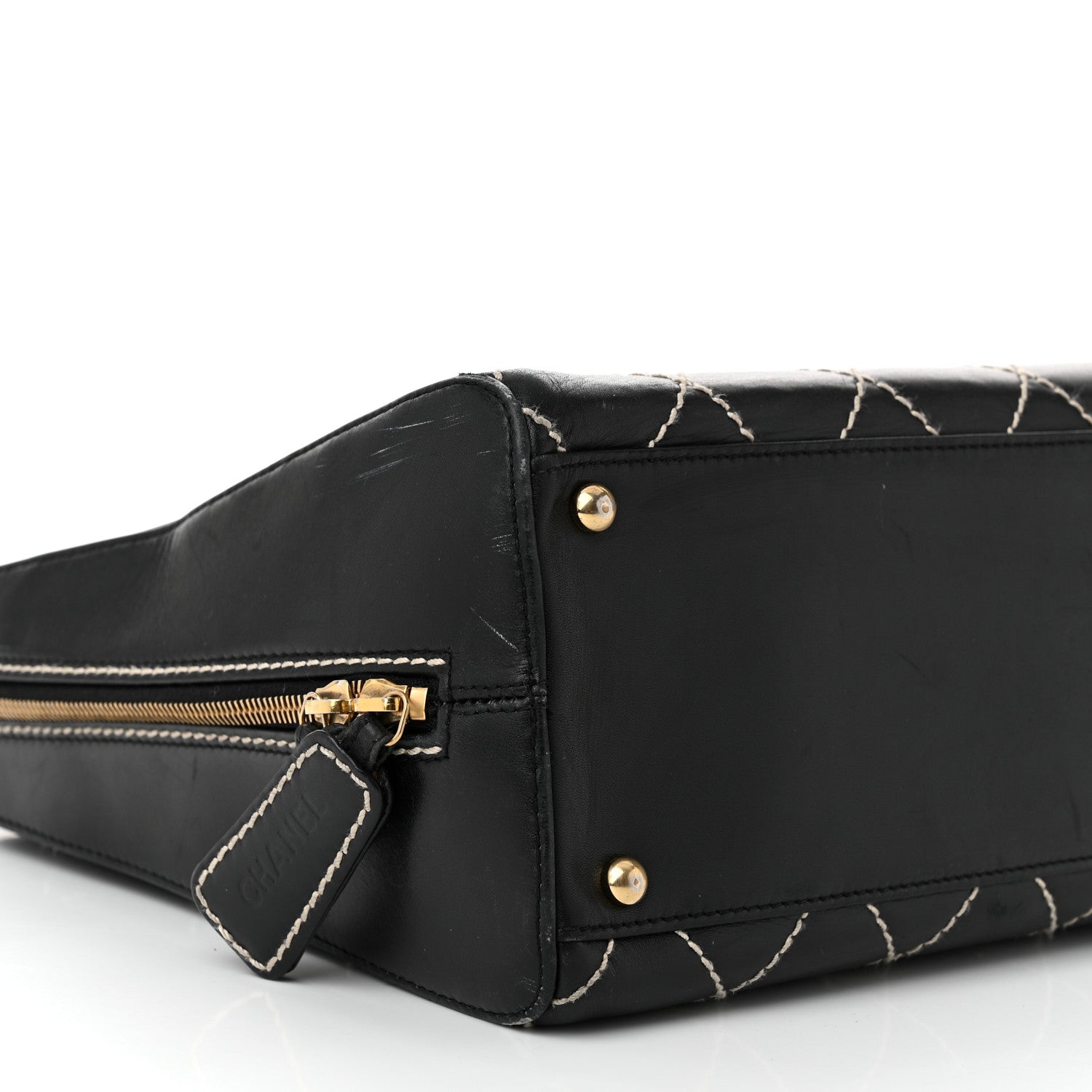 Calfskin Contrast Stitch Surpique Black