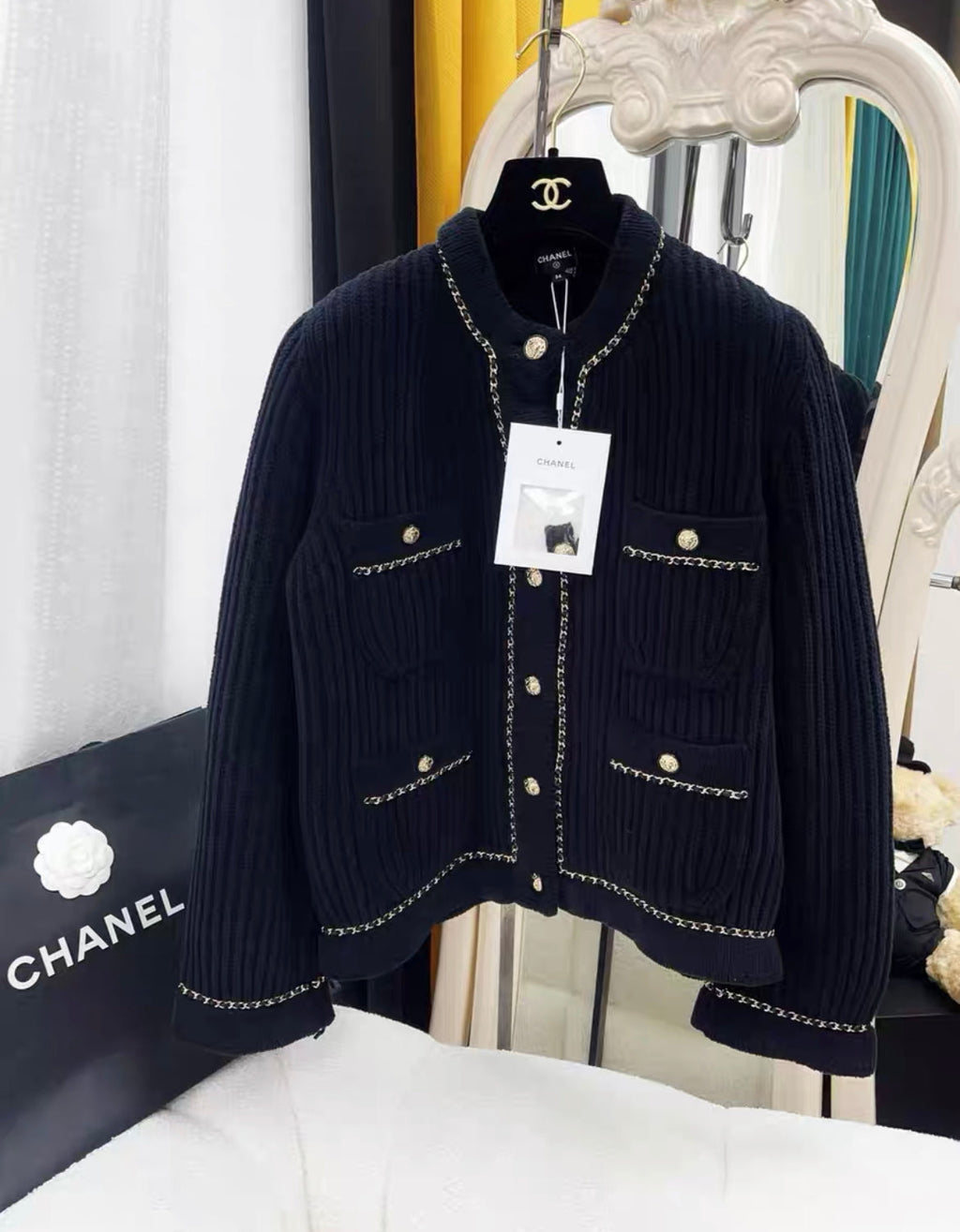Chanel 22B Black jacket size 34