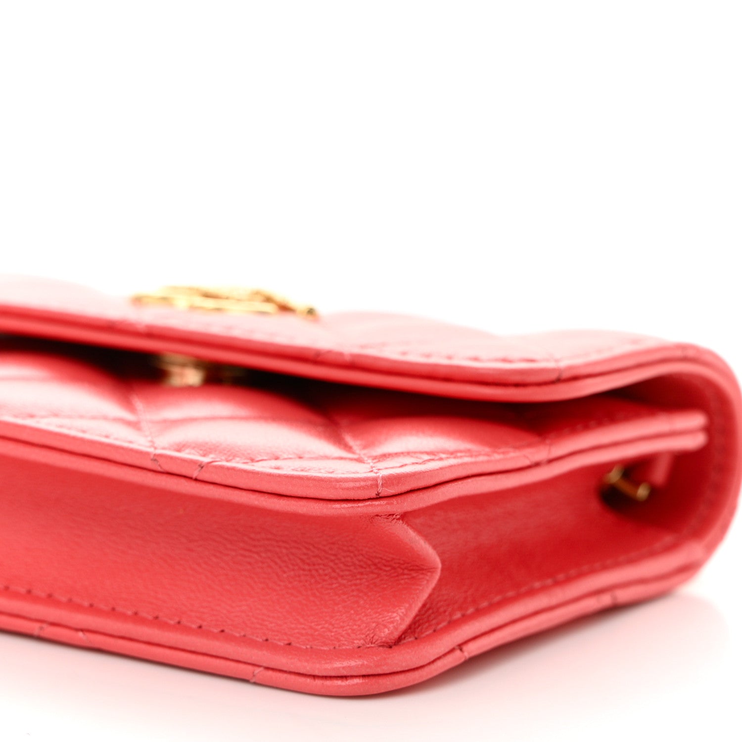 Shiny Lambskin Quilted  Holder On Chain Pink
