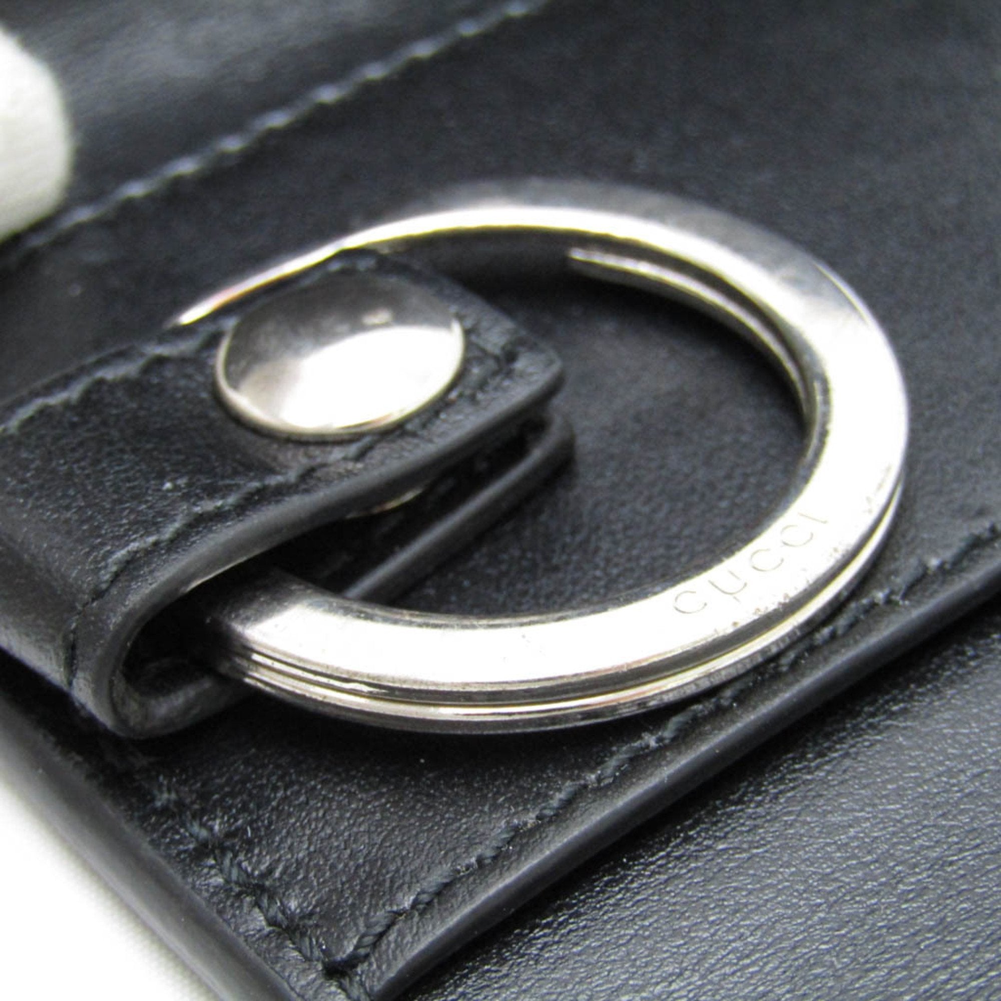 Gucci GG emboss�