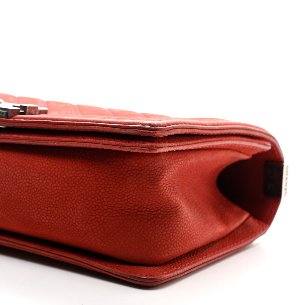Iridescent Caviar Quilted Medium Boy Flap Red