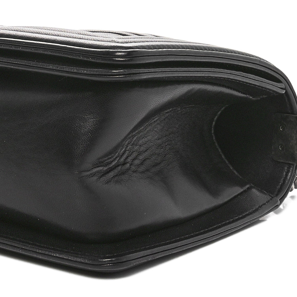 Lambskin Pleated Medium Boy Flap Black