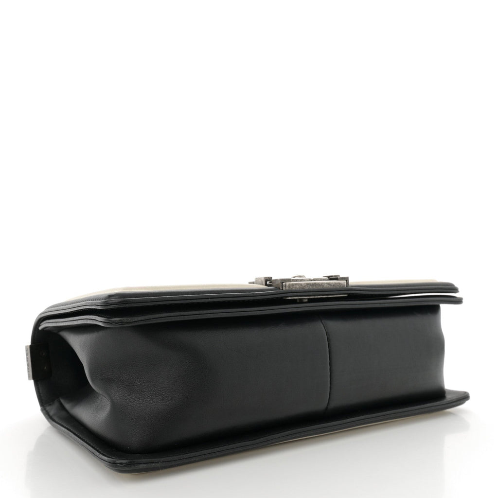 Calfskin Pleated Medium Boy In Rome Flap Black White