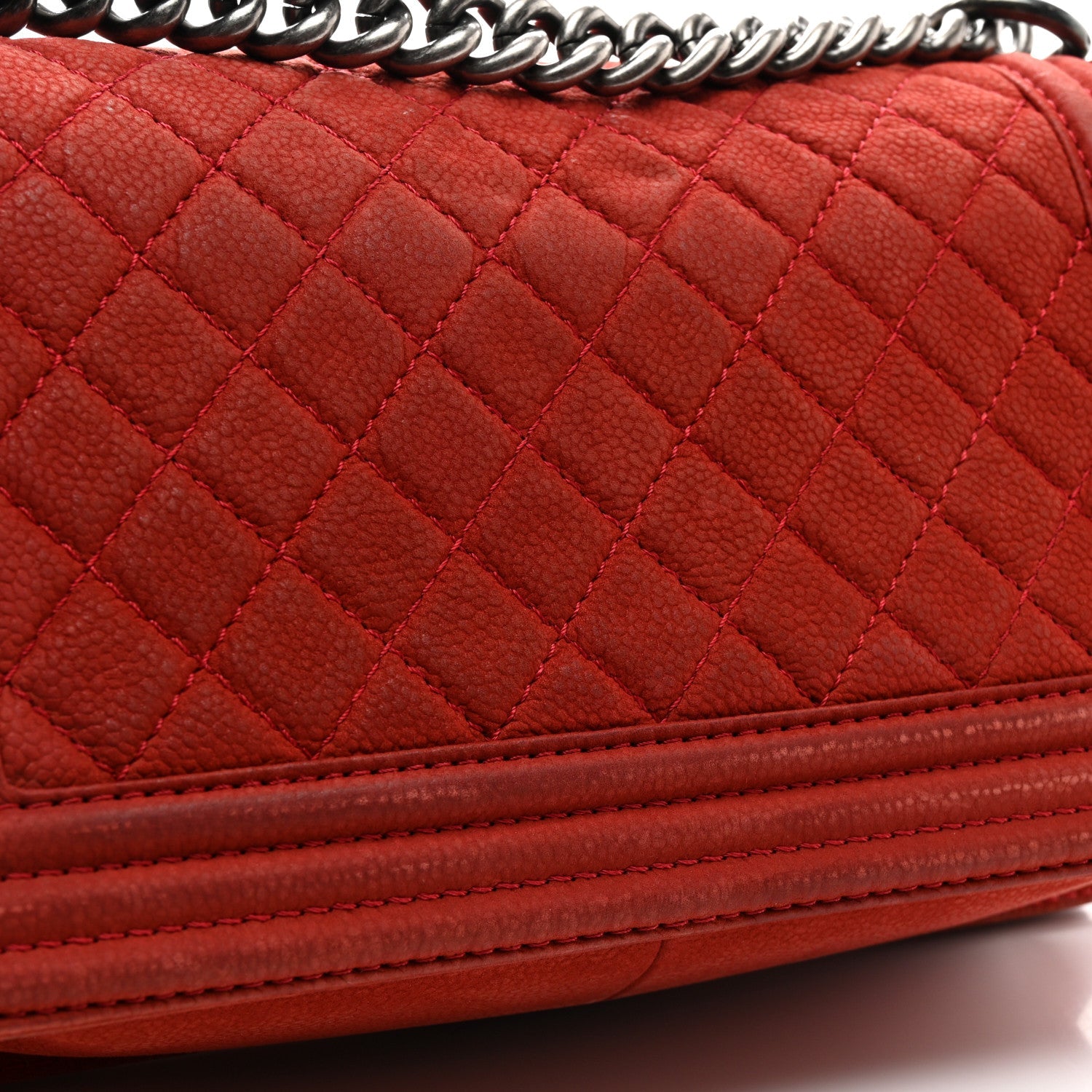 Iridescent Caviar Quilted Medium Boy Flap Red
