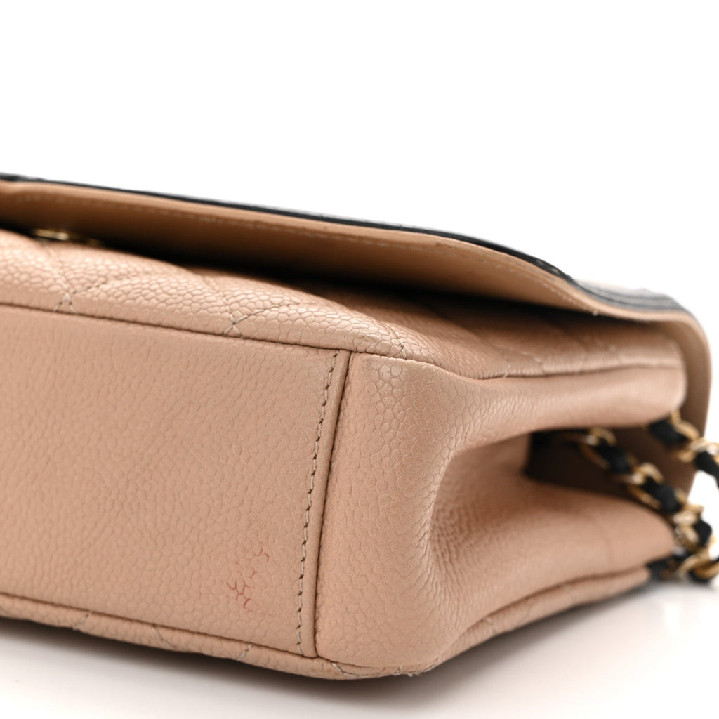 Caviar Quilted Small CC Filigree Flap Beige Black