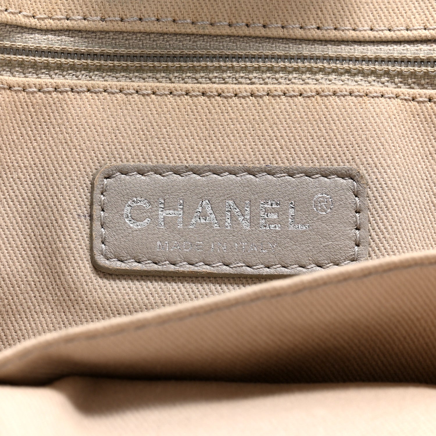 Glazed Calfskin Large Deauville Tote Blue