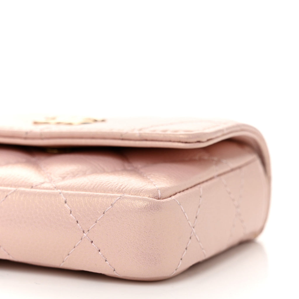 Iridescent Caviar Quilted Pearl On Top Coin Purse With Chain Light Pink