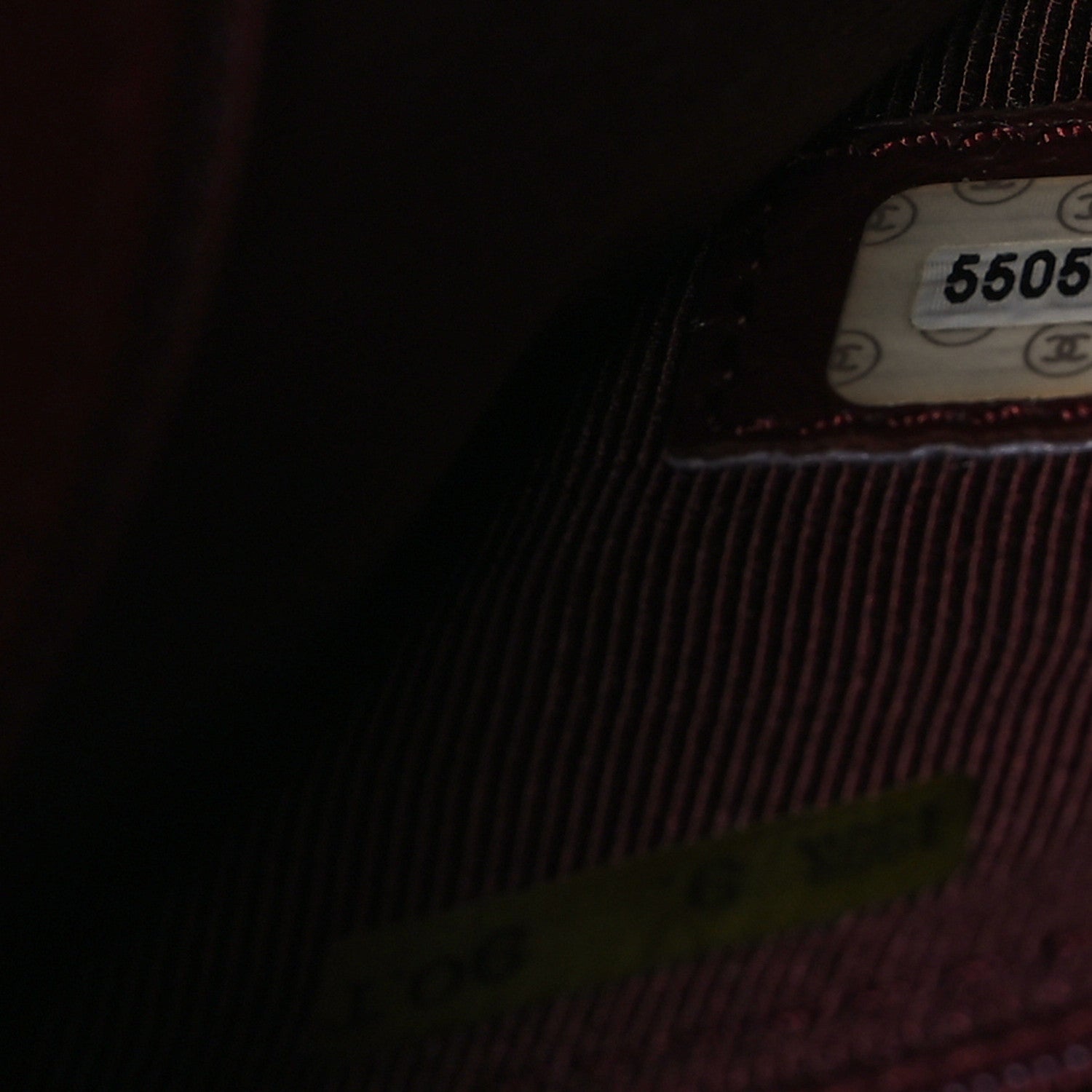 Caviar Shoulder Bag Burgundy