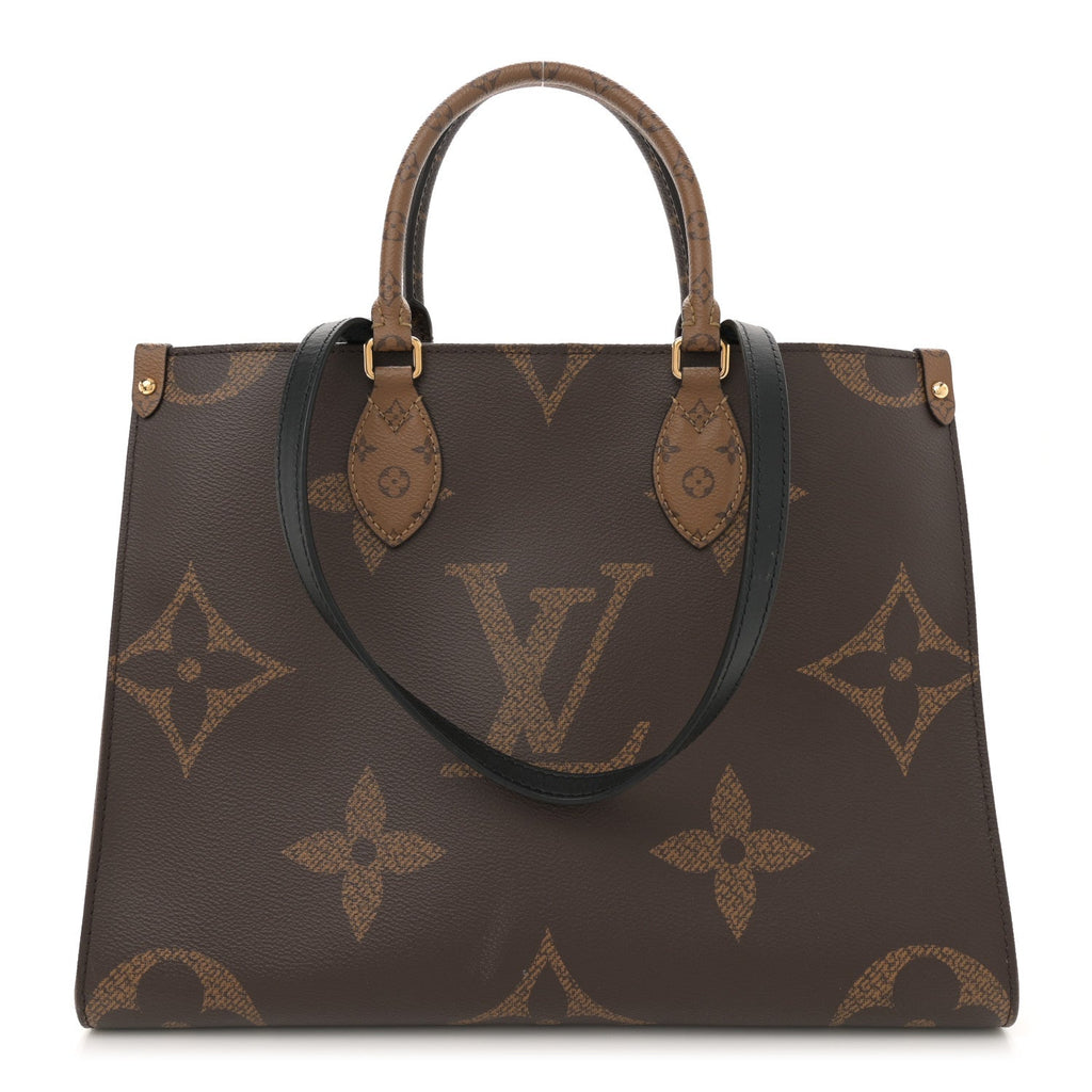 Reverse Monogram Giant Onthego MM