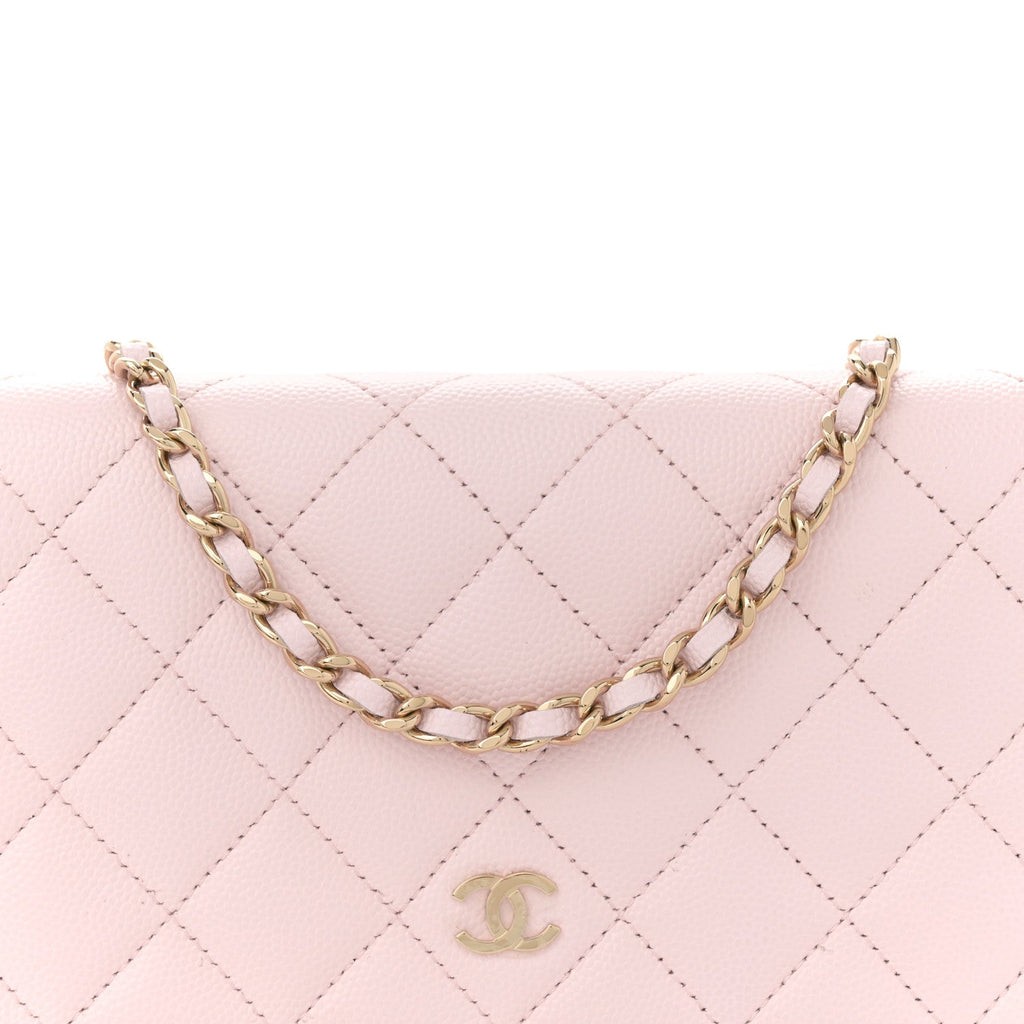 Caviar Quilted Wallet on Chain WOC Light Pink