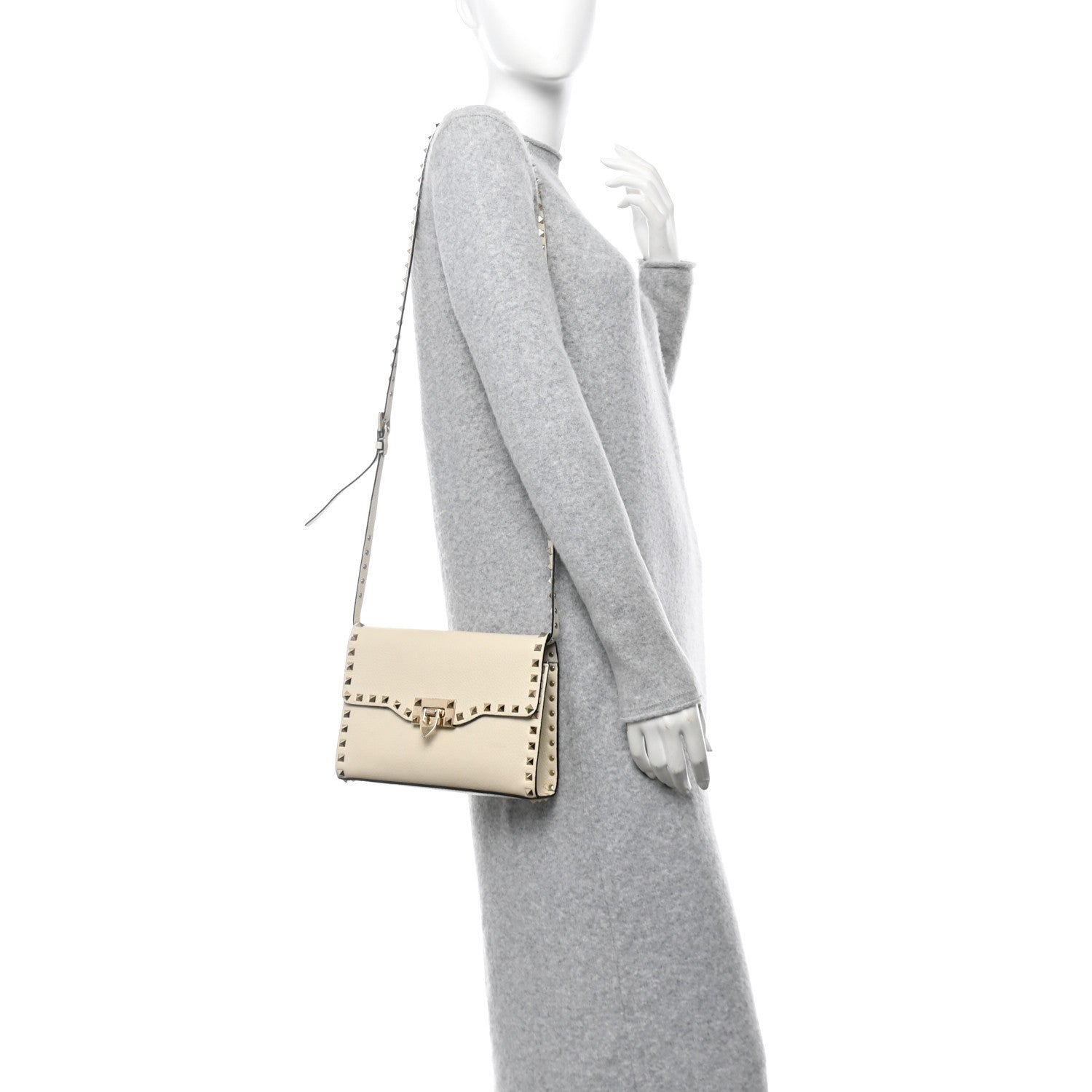 Pebbled Calfskin Medium Rockstud Flip Lock Crossbody Bag Light Ivory